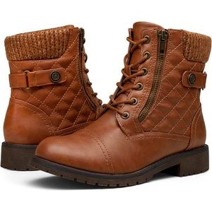 Woman’s Boots Size 7